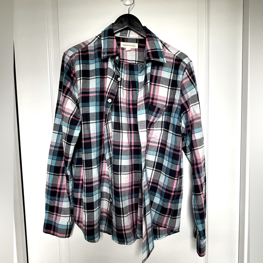 Men’s Aeropostale Flannel Blue and Pink Plaid